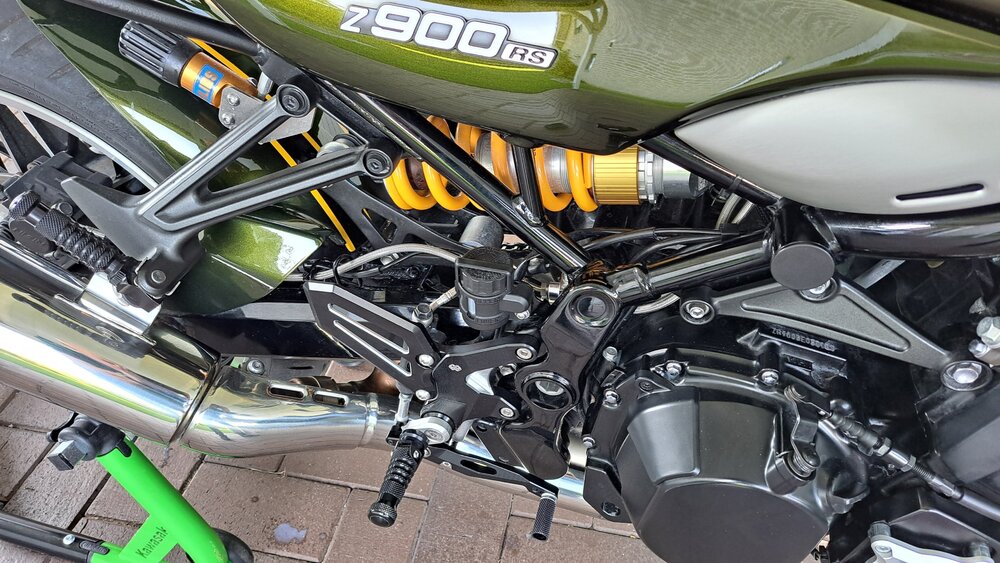 Z900RS_Öhlins.jpg