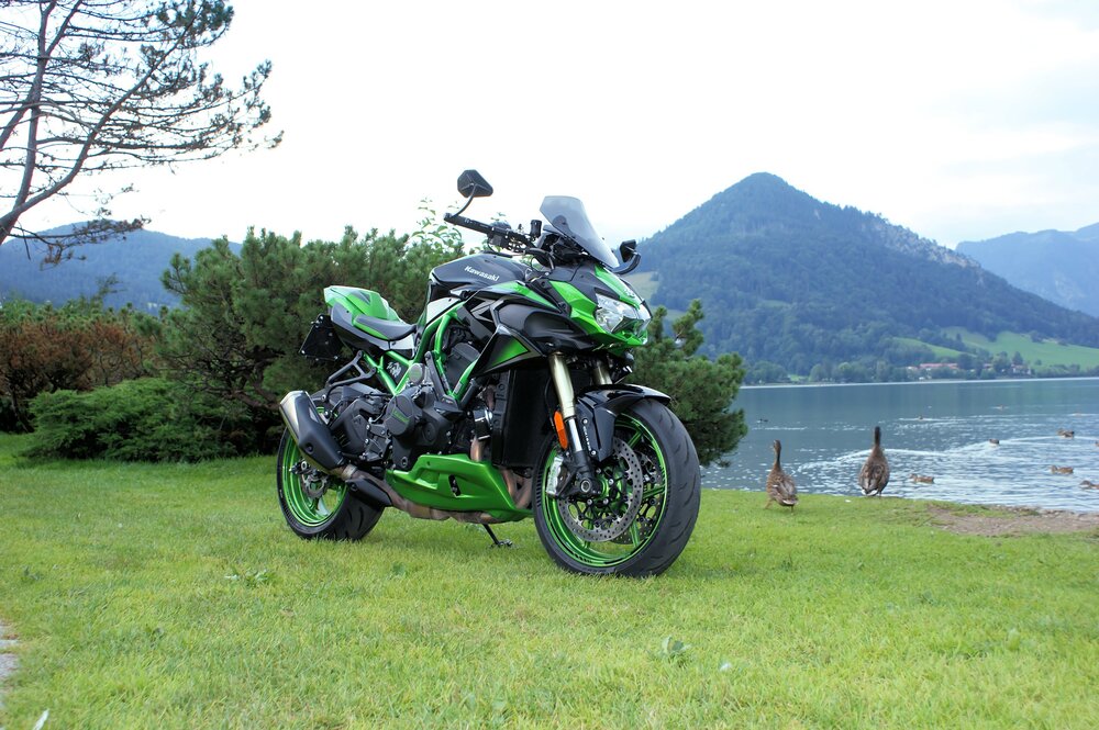 Kawasaki2024(13).thumb.JPG.642e618dcc93a69fbd38fce7944c4e2a.JPG